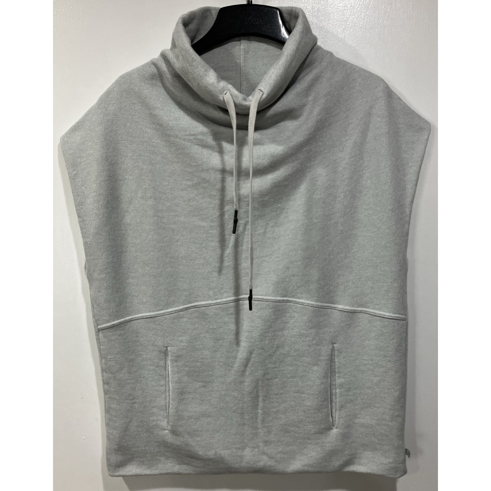 Lululemon Pullover Sleeveless Training Sweatshirt Light Gray‎ - No Size Tag - L?